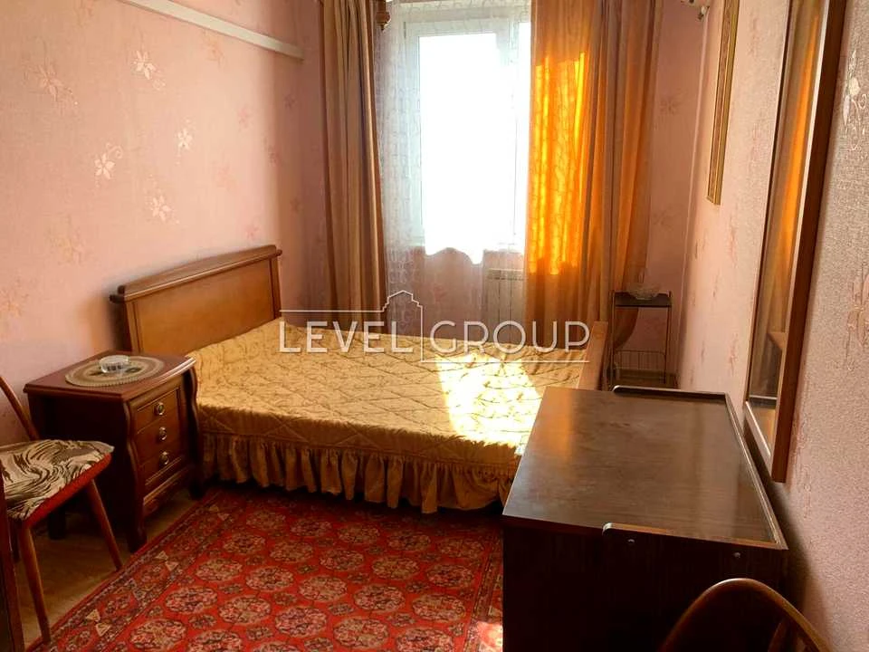 Apartment. Kyiv, Obolonsky Prospect.