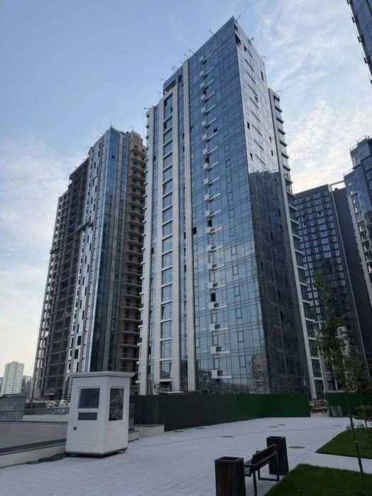 Apartment for sale, 138 sq. m., Novopecherskie Lipki, 8th stage, 6th floor