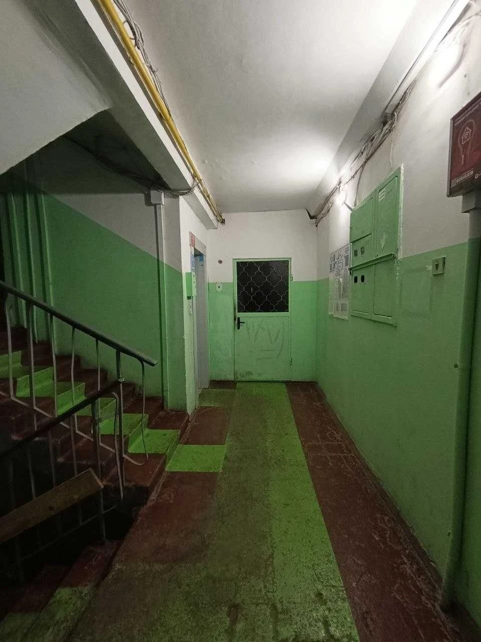 Продам 3-кімнатну квартиру на Корольова - в центрі Таїрова - ринок "
