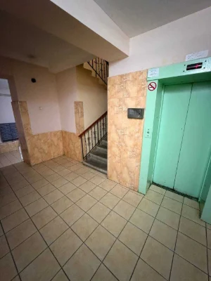 Продам 3-кімнатну квартиру в районі площі Б. Деревянка, Черемушки