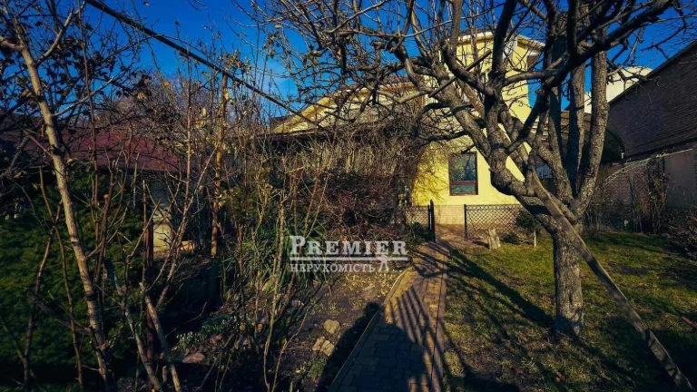 Просторий будинок на Невського, 230 м² | Ділянка 11 соток