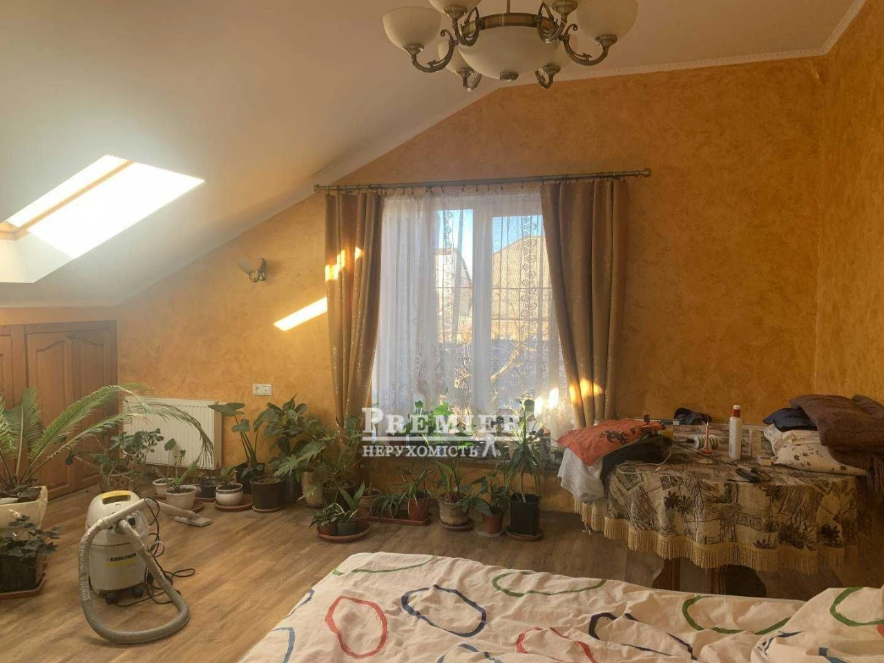 Просторий будинок на Невського, 230 м² | Ділянка 11 соток