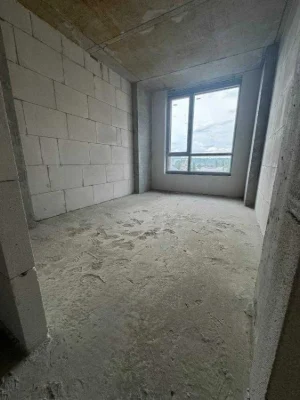 Urgent! 3-room apartment. Available.