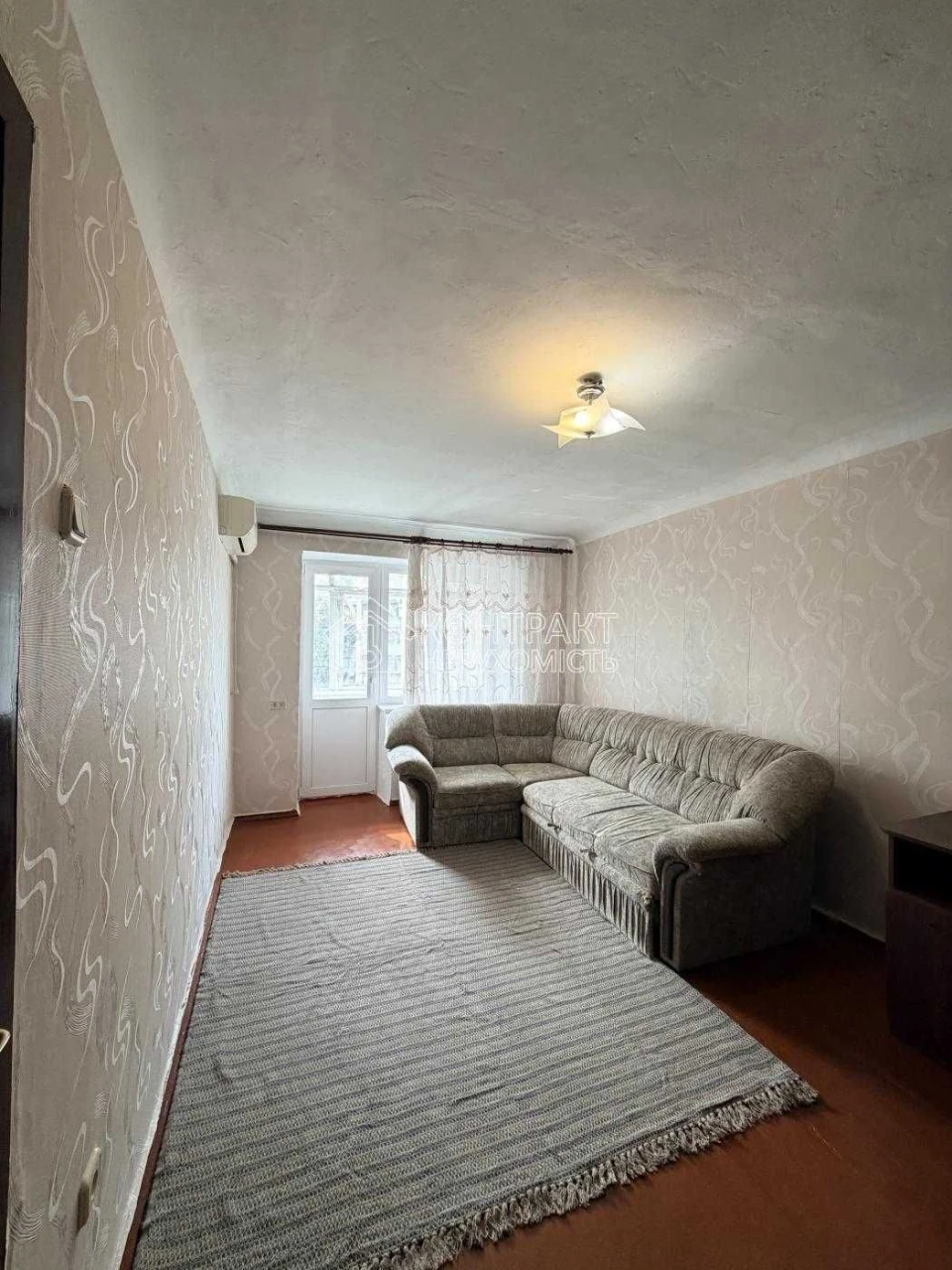 Sale of a 1-room apartment on Pavlov Pole, St. Derev'yanka, 1.