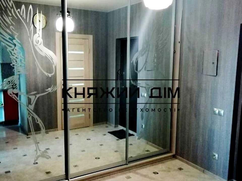 Apartment. Kyiv, Svytlah вул.