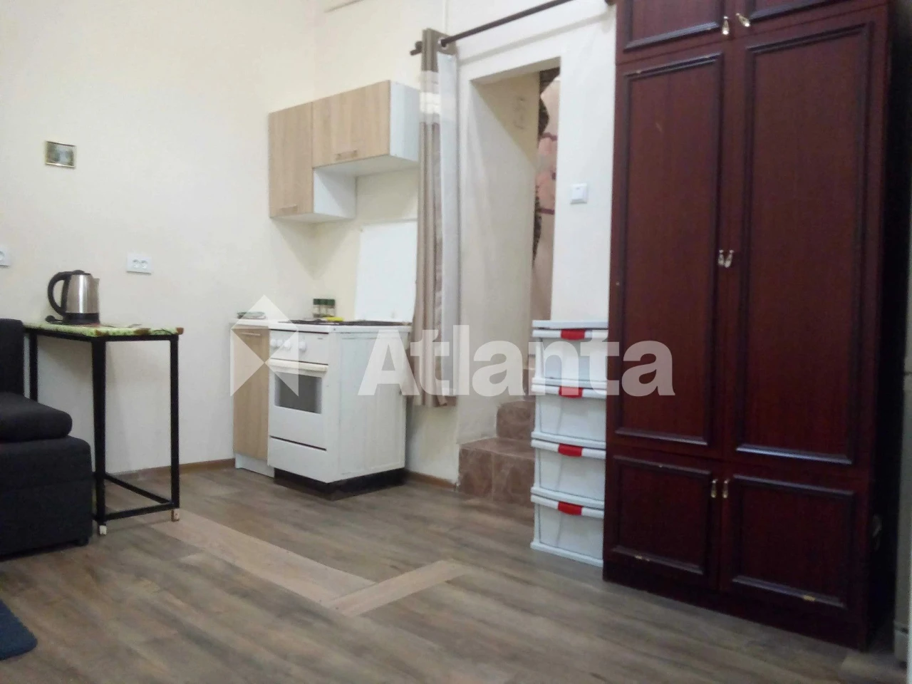 For sale compact 1-room apartment (studio)