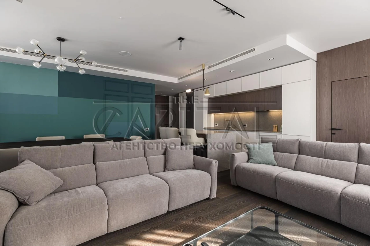 Продажа квартиры с дизайнерским ремонтом в ЖК Chicago Centra