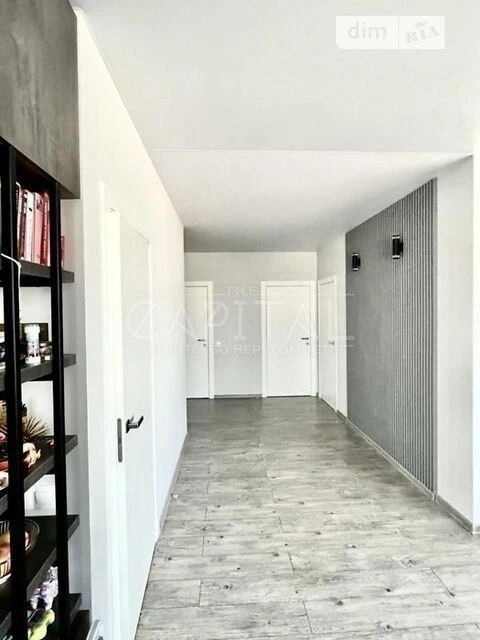 Продаж 3к квартири 100 кв. м на вул. Антоновича 109 • ID 346
