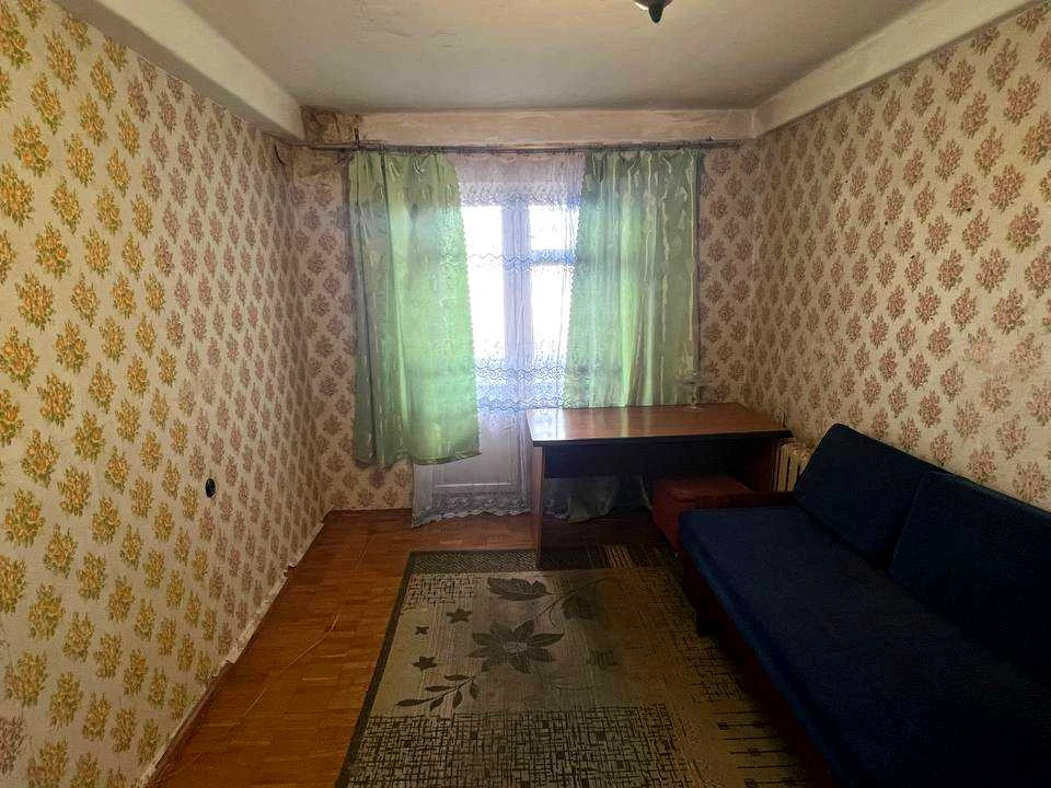 Apartment. Kyiv, Yevhen Konovaltsia Street