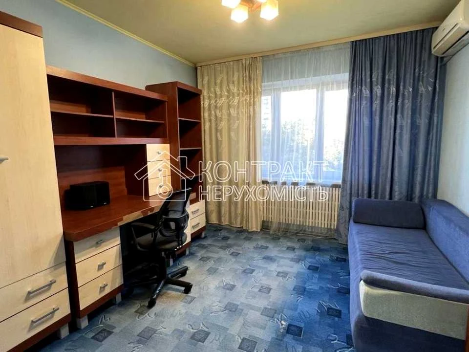 Apartment. Kharkiv, Akademika Pavlov St.