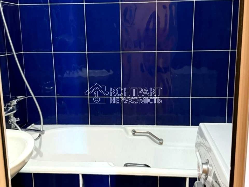 Apartment. Kharkiv, Akademika Pavlov St.