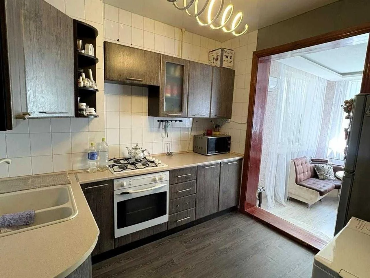 Available for sale. 2-room apartment with gas, large balcony,