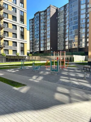 Продаж 2 кімнатної квартири. Двостороння. Здана новобудова.