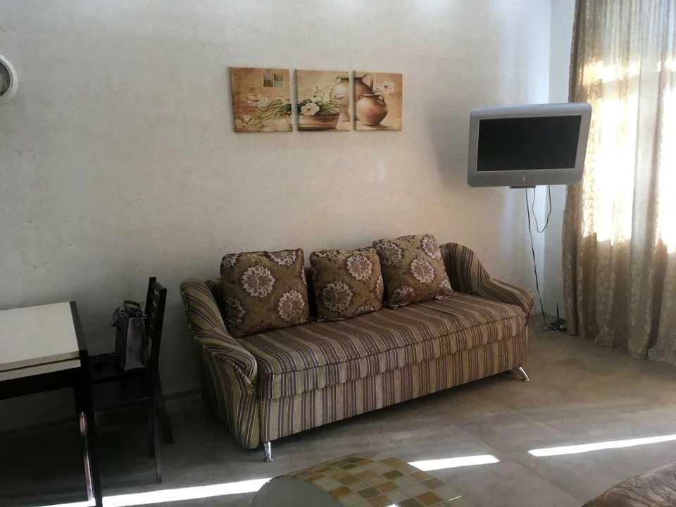 Apartment. Odessa, Davida Burlyka St.