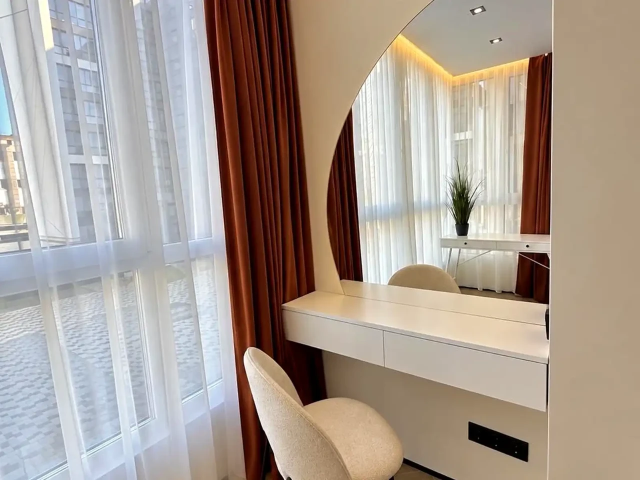 Продажа квартиры 2-комн. 40 м² 4/10 этажа.