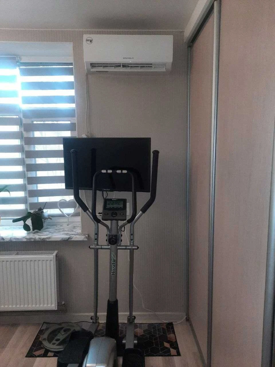 Продам квартиру  з автономним опаленням
