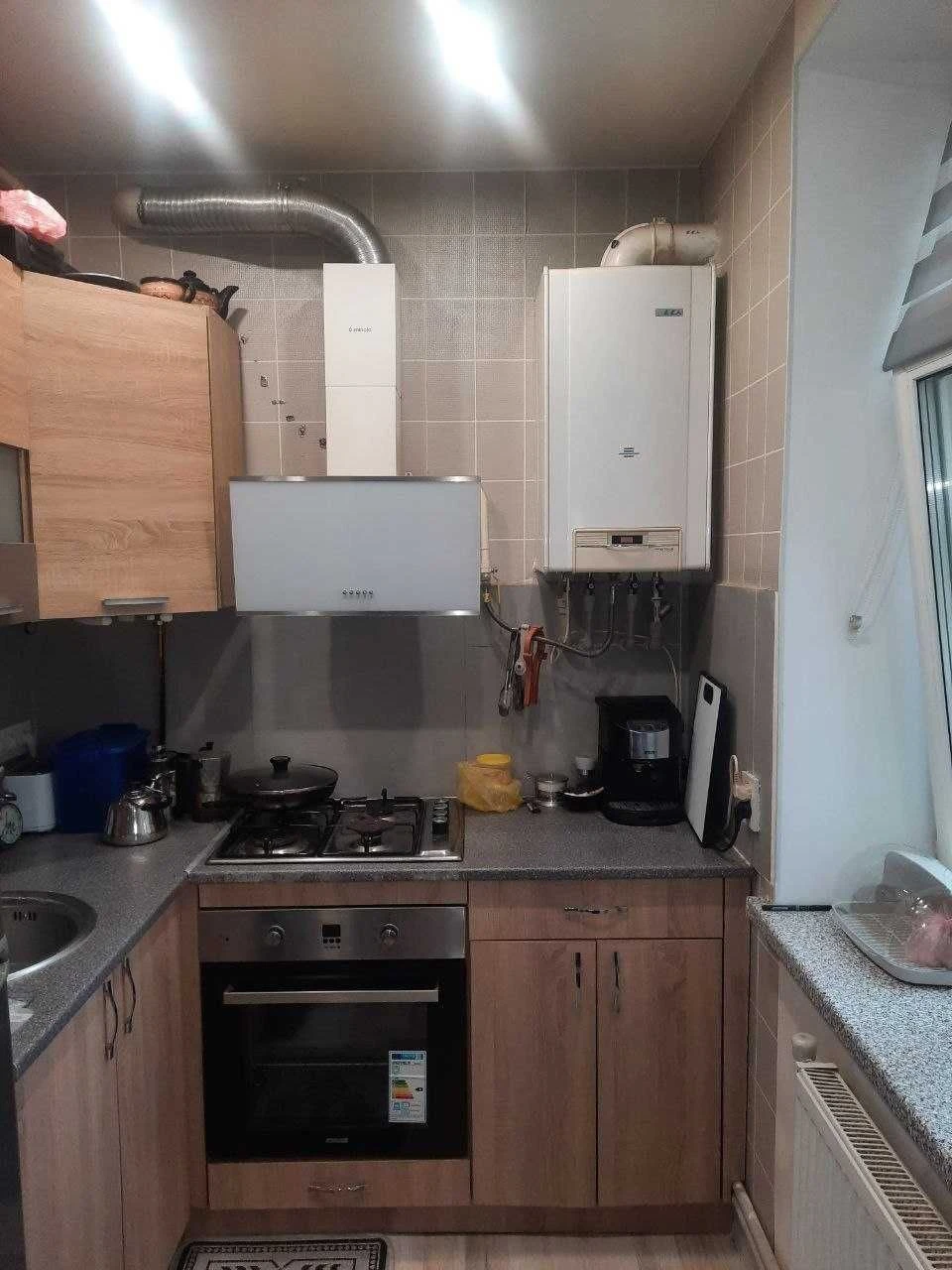 Продам квартиру  з автономним опаленням