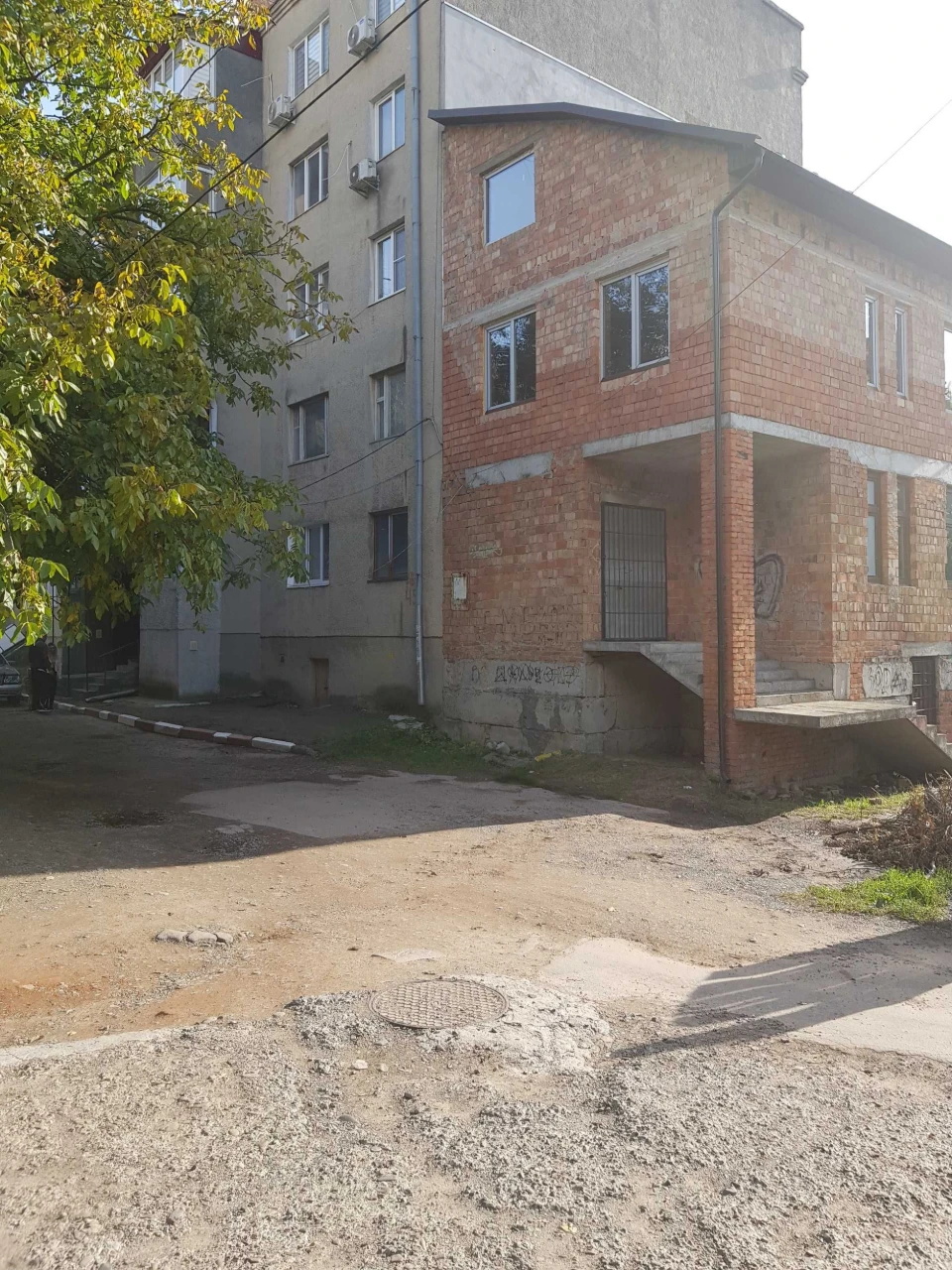 Продаж 5к квартири 211 кв. м на вул. Авангардна 45