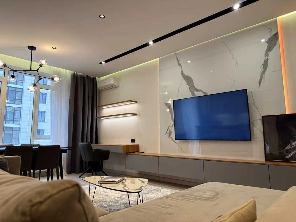 Apartment. Kyiv, Sapernoye Pole St.