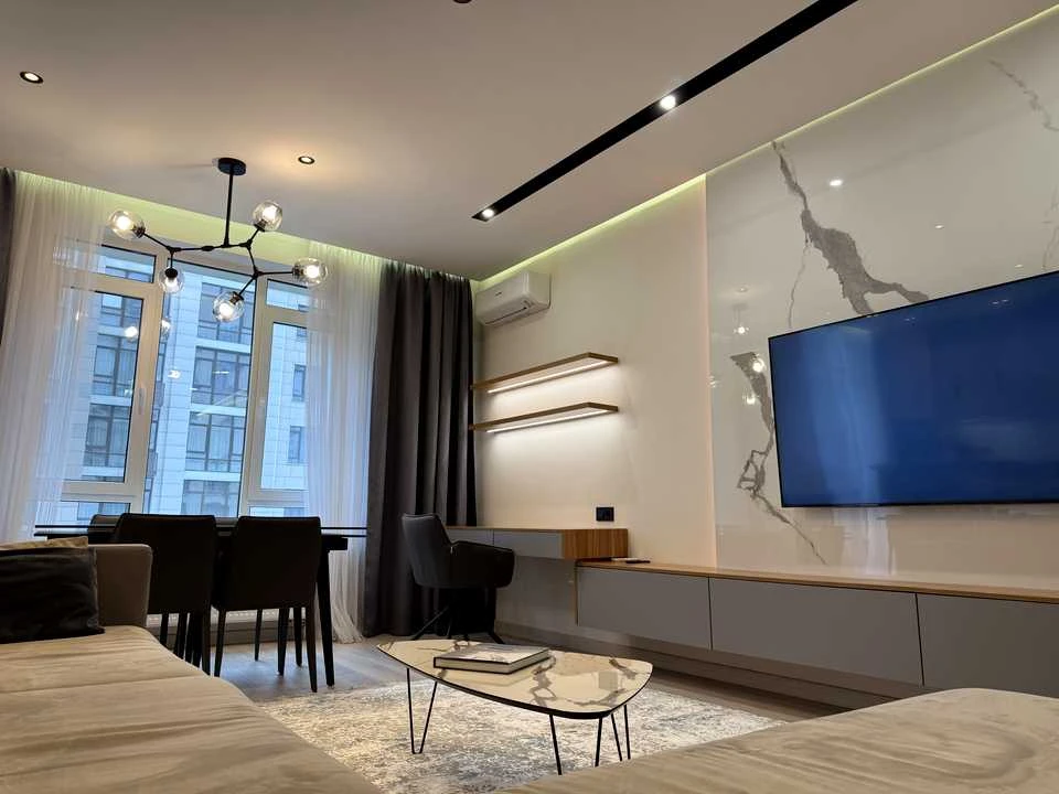 Apartment. Kyiv, Sapernoye Pole St.