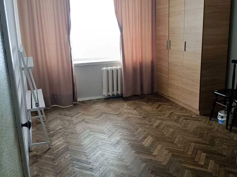 Квартира. Київ, Сирецька вул.
