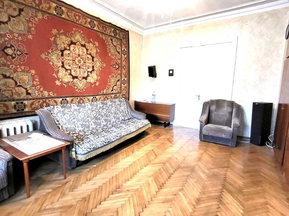 Квартира. Київ, Будівельників пров.