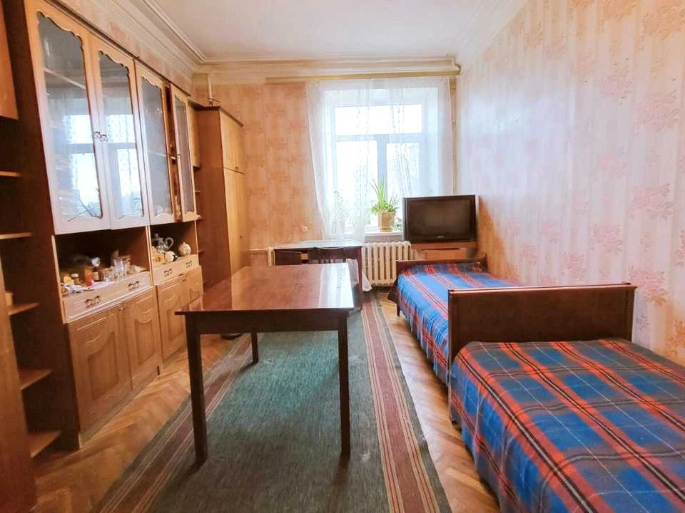 Квартира. Київ, Будівельників пров.