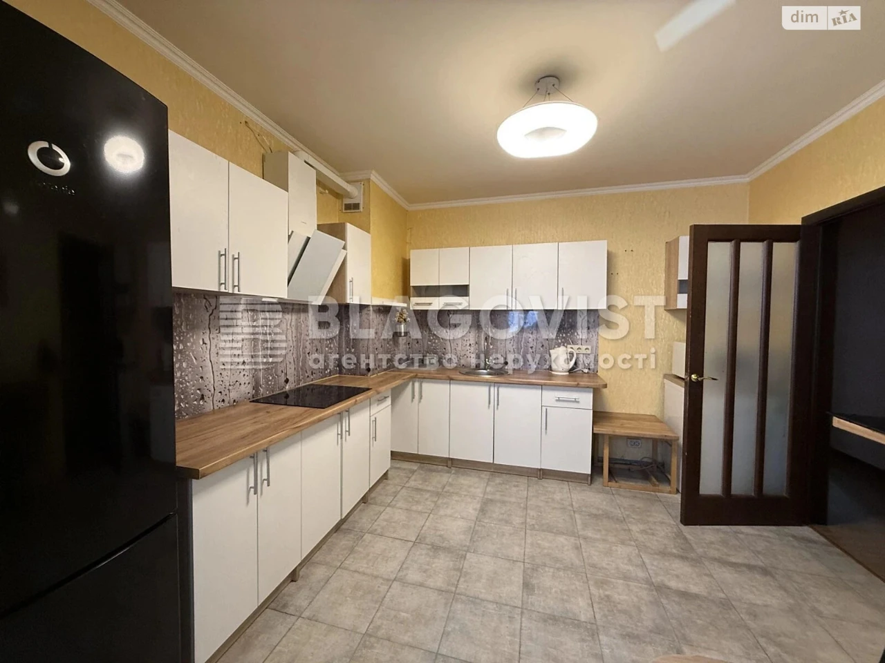 Apartment for Sale, Poznyak