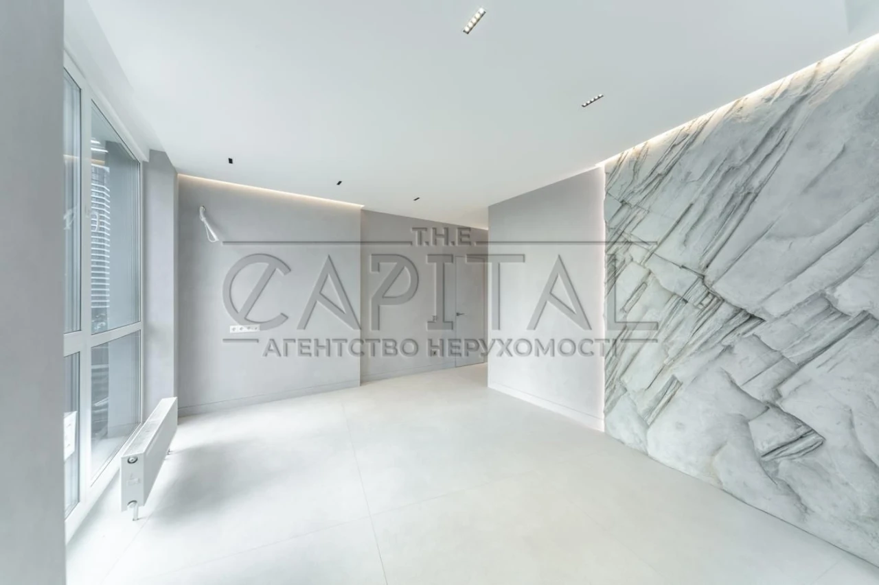 Sale of an apartment with designer renovation in the Great complex, 80 sq.m.