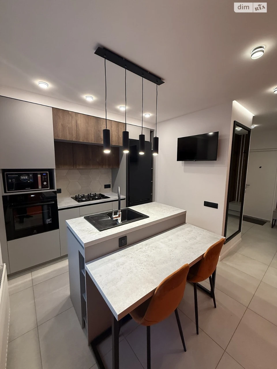 Sale Apartment Шевchenkivsky
