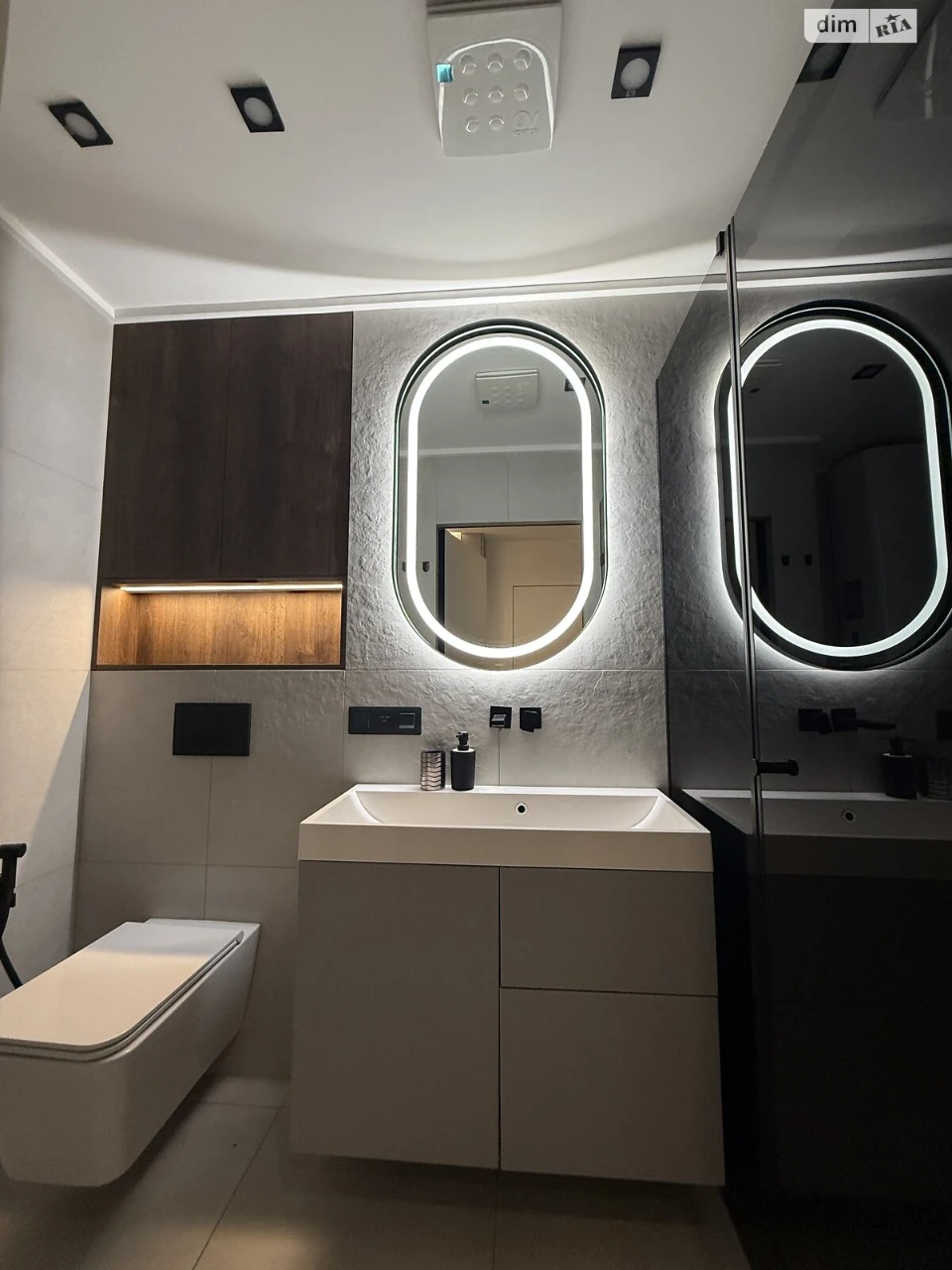 Sale Apartment Шевchenkivsky