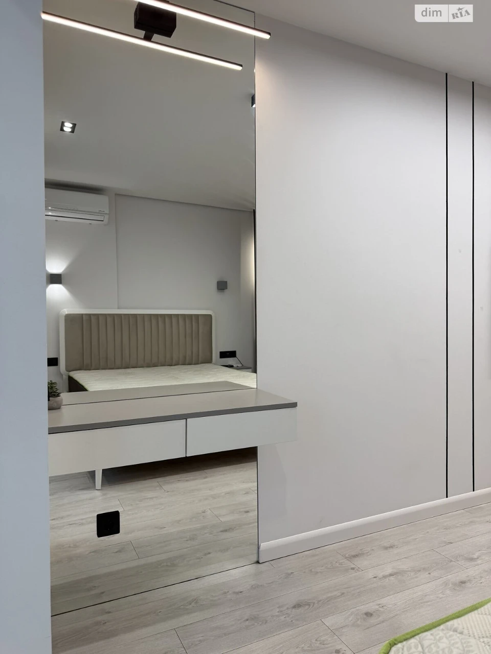 Sale Apartment Шевchenkivsky