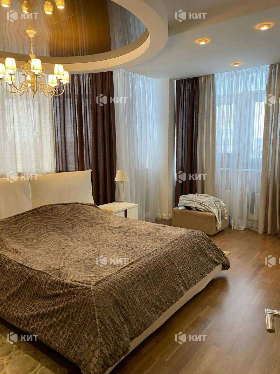3к.130м2 Олексіївка ( Алексеевка, Ахсарова 13A, ЖК Green Tow