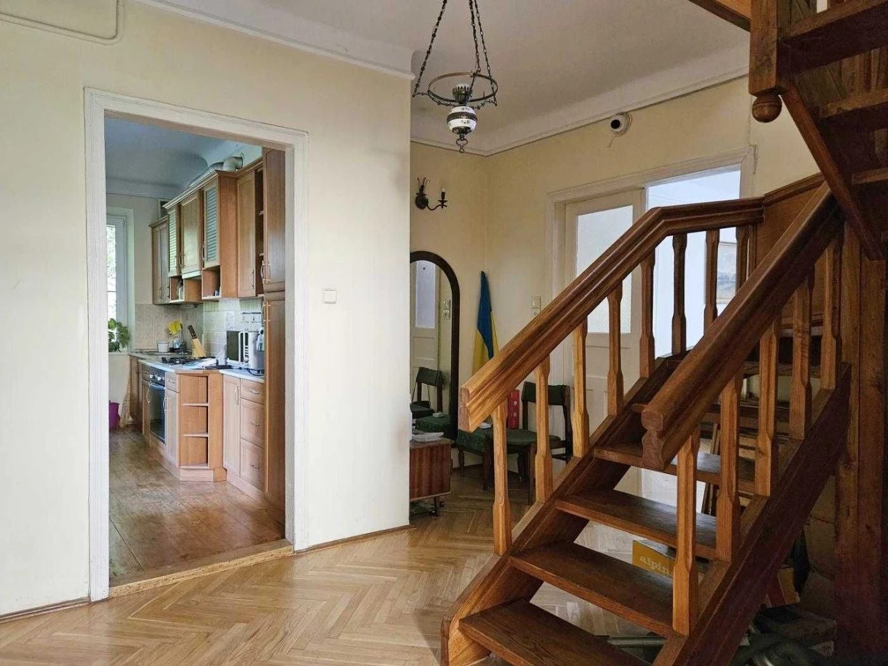 Exclusive house in a prestigious area on Zaporizka Street,