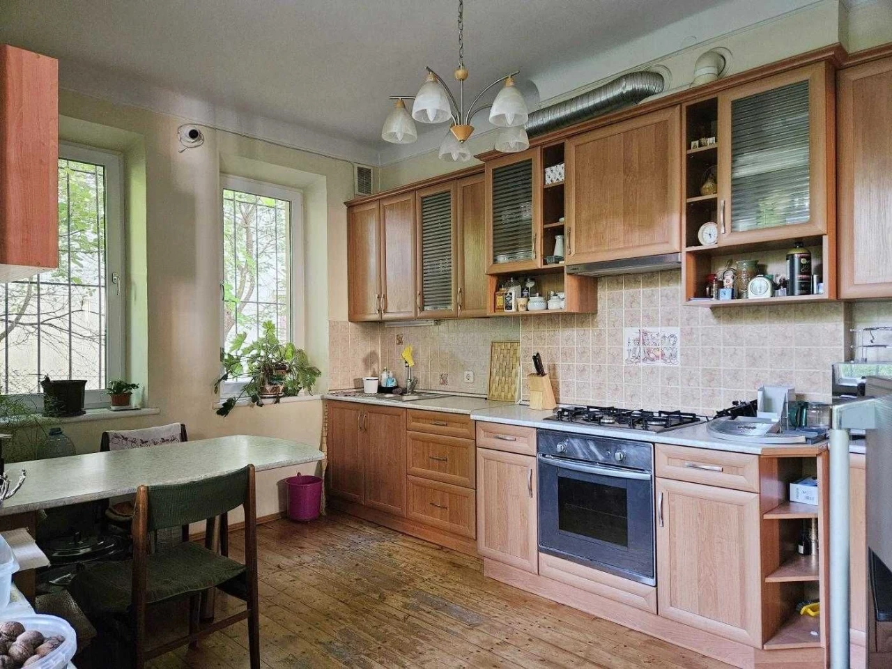 Exclusive house in a prestigious area on Zaporizka Street,