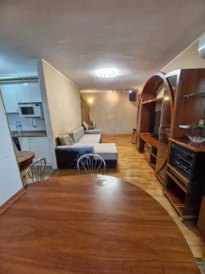 Продам 3-к.квартиру возле Юридичекой академии(4ст. Фонтана)
