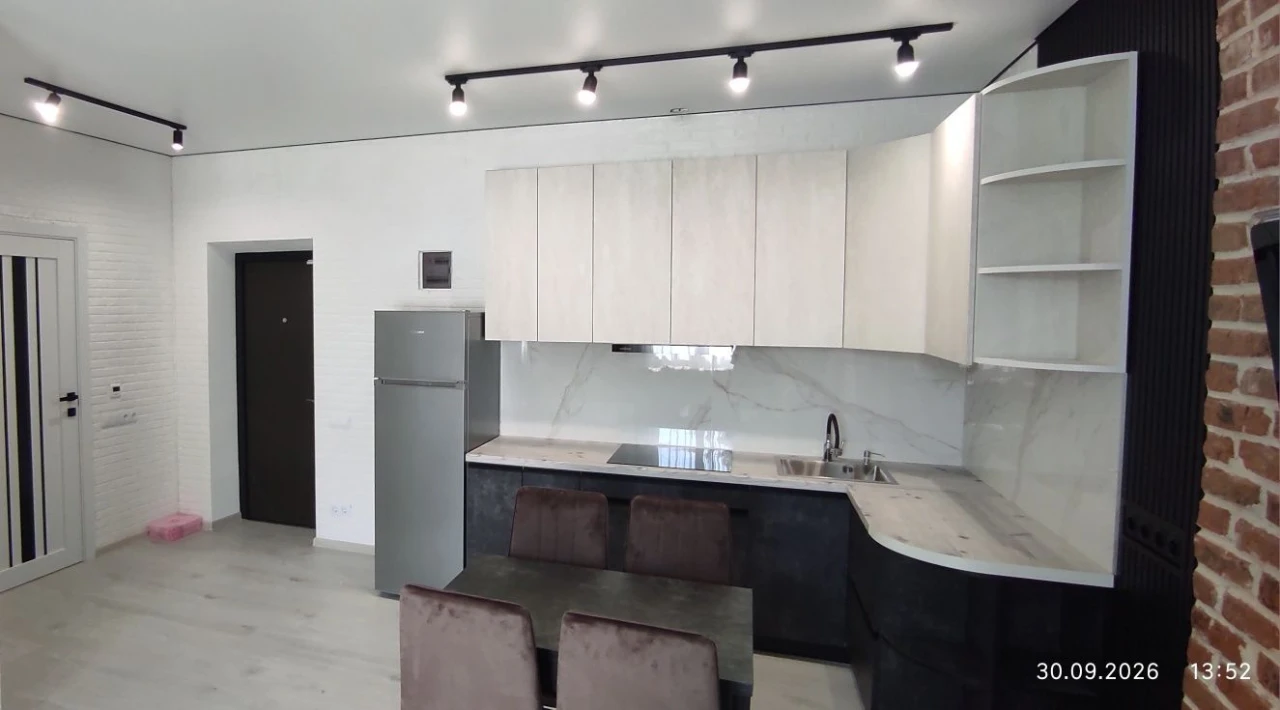 Продажа 2-х комнатной квартиры в стиле LOFT в клубном доме