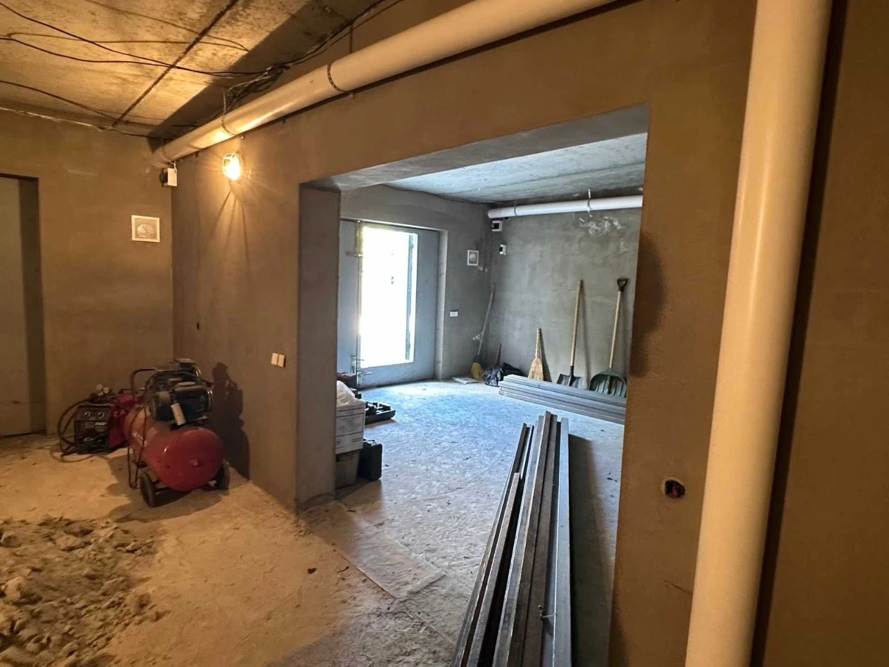 Продам 2 спарені гаражі по вул. Полтавська 23