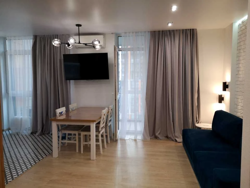 Apartment. Kyiv, Predslavynska St.