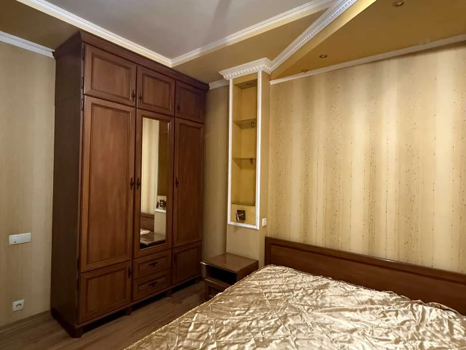 Apartment. Kyiv, Gorlovska St.