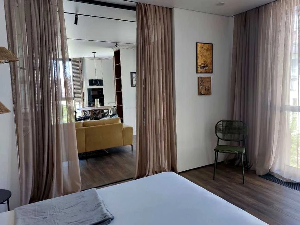 Apartment. Kyiv, Salutna St.