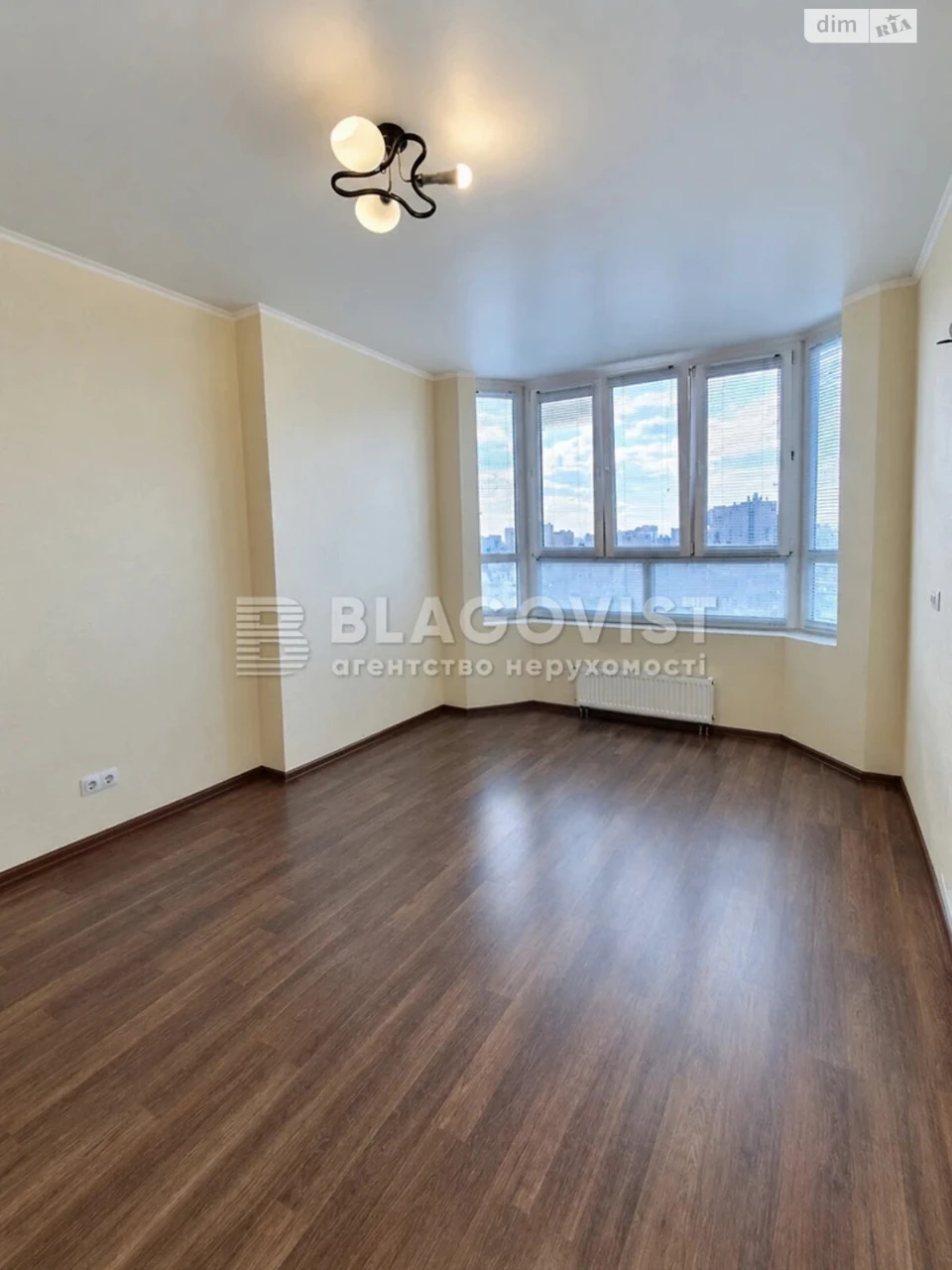 Продаж Квартира Дарницький