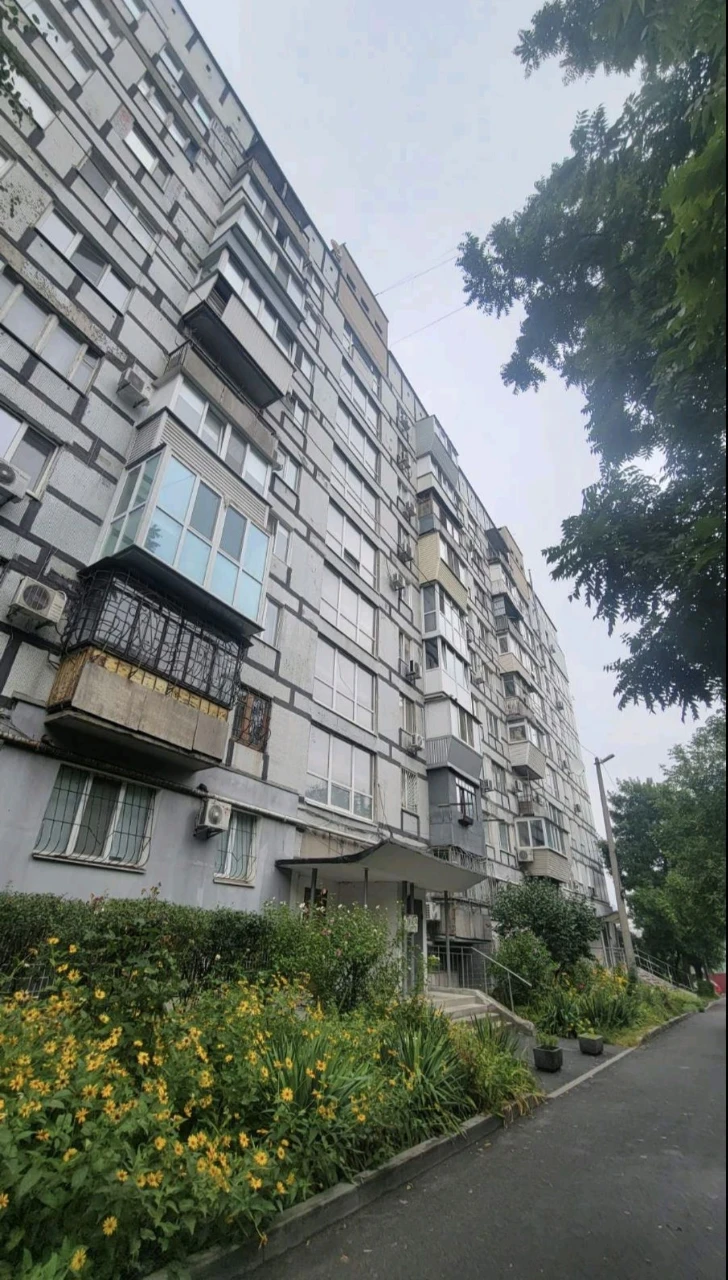 Продам 1-комнатную квартиру, Гагарина / Нагорный