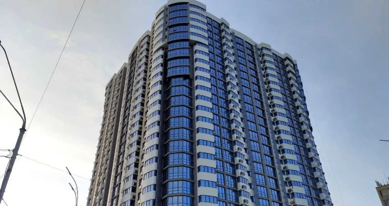 Sale of a 1-room apartment without renovation in the FREEDOM residential complex, Dnipro