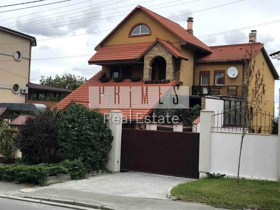 House. Kyiv, Dobryy Shliakh St.