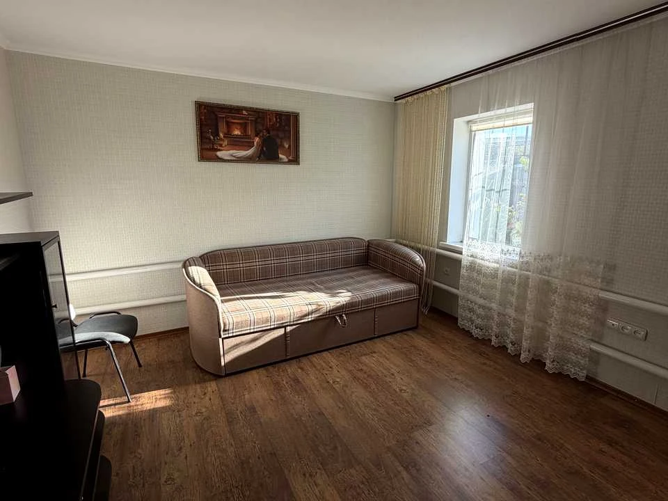 House. Dnipro, Azovstali St.