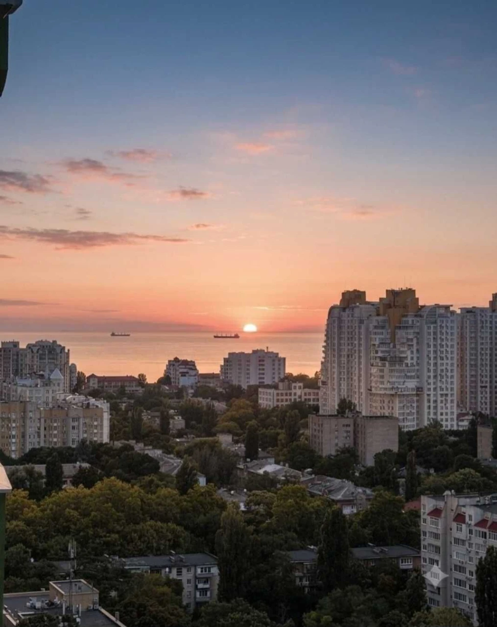 Видовая квартира 103 м² в ЖК «4 Сезона»