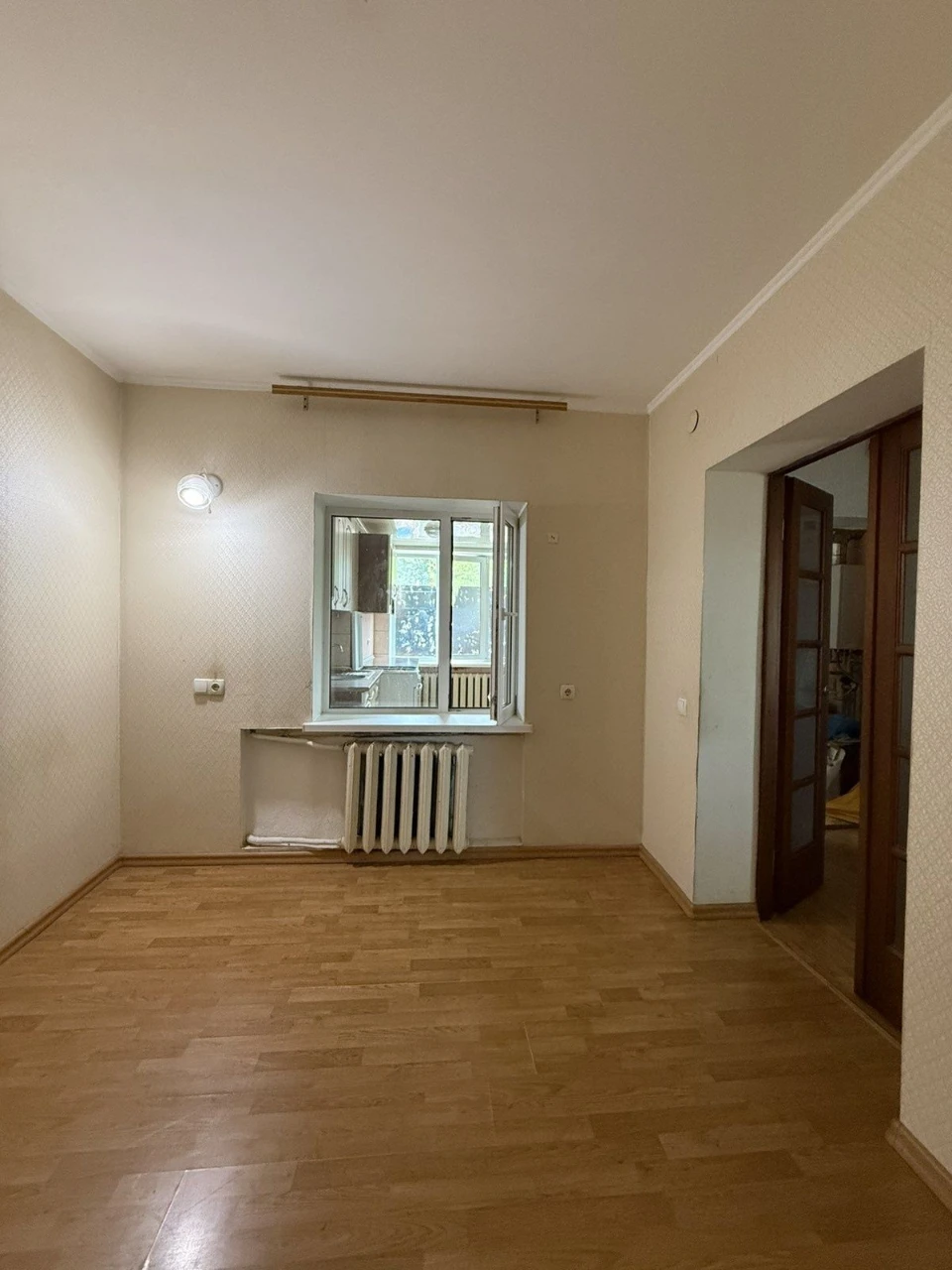2 room modern dwelling in the private sector of Panas Myrnyi
