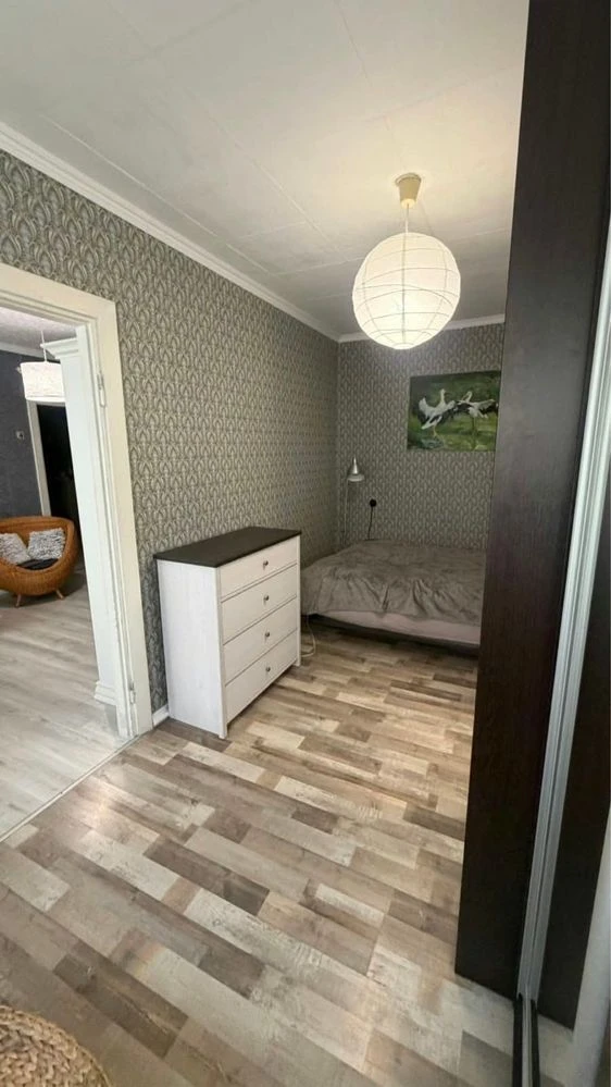 Apartment Second Floor. 3 Rooms.