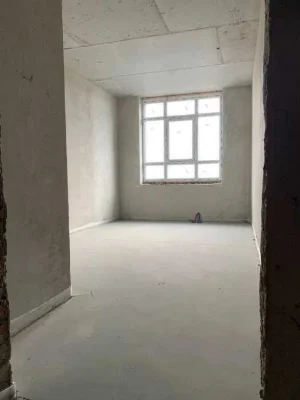 Продам однокомнатную квартиру в ЖК Бережанский.